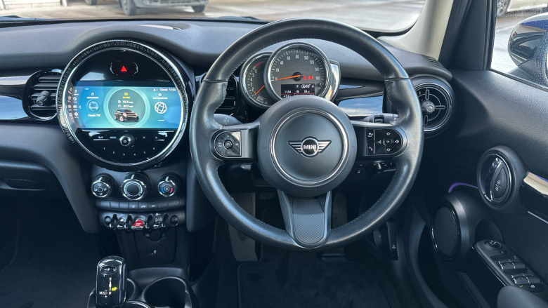 MINI Hatchback 1.5 Cooper Classic 5dr Auto Petrol Hatchback